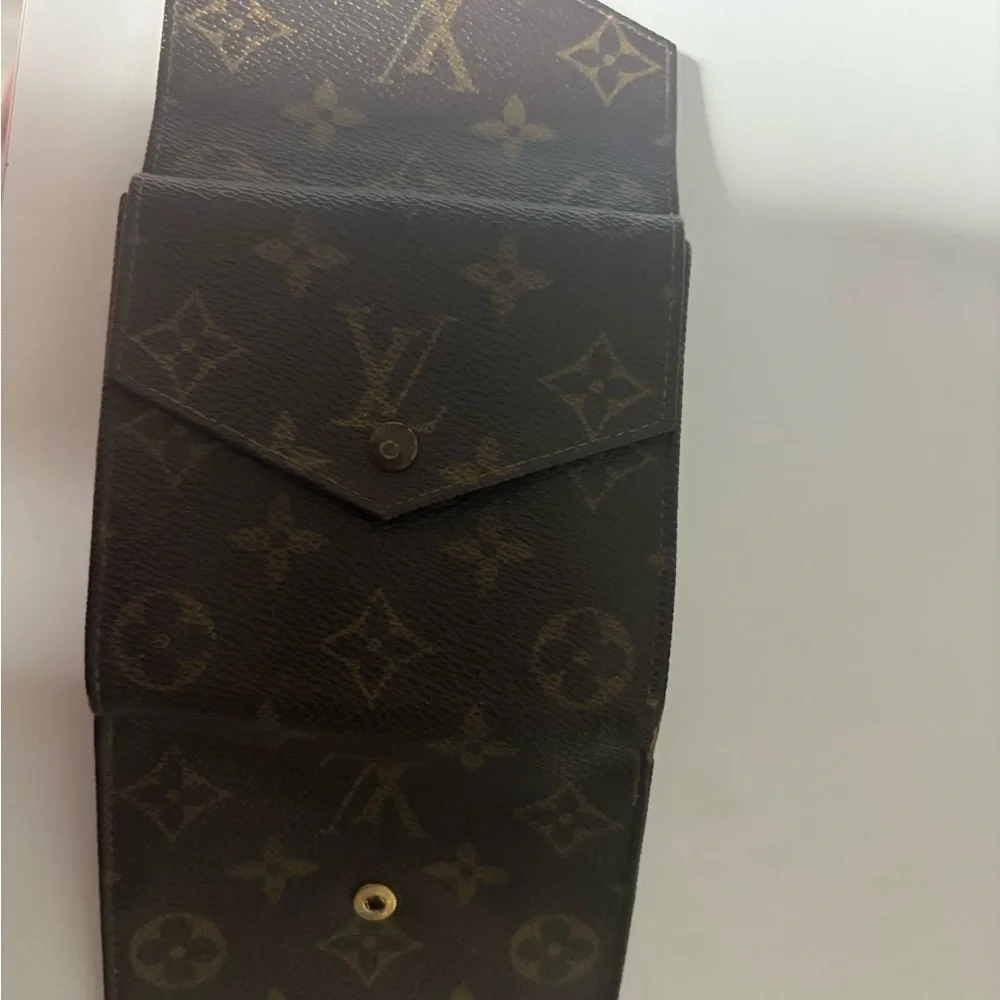 Louis Vuitton Dark Brown Monogram Wallet - Picture 6 of 16